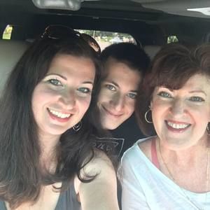 Meet your Posher, Brooke